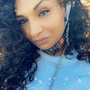 Meet your Posher, Amber